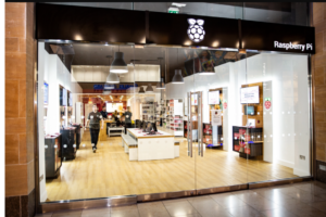 Read more about the article Raspberry Pi opens its first retail store in UK