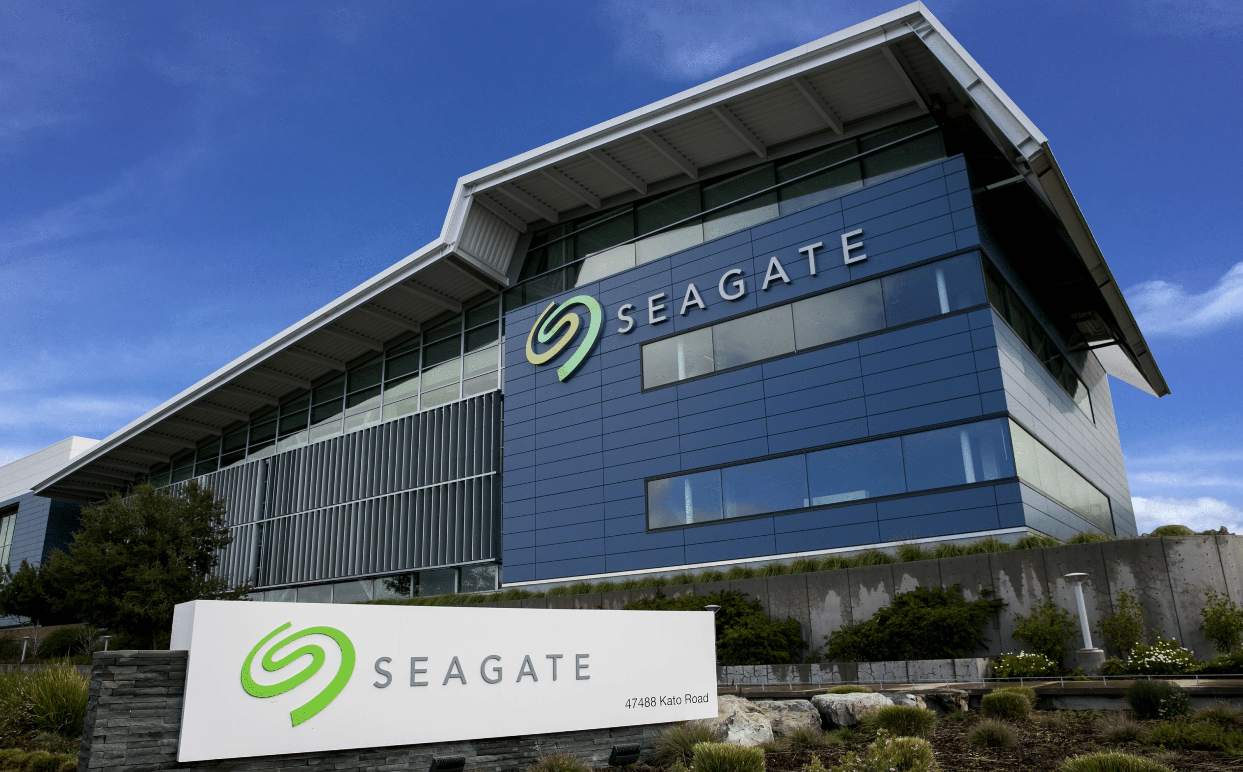 You are currently viewing Seagate violated sanctions by selling hard drives to Huawei